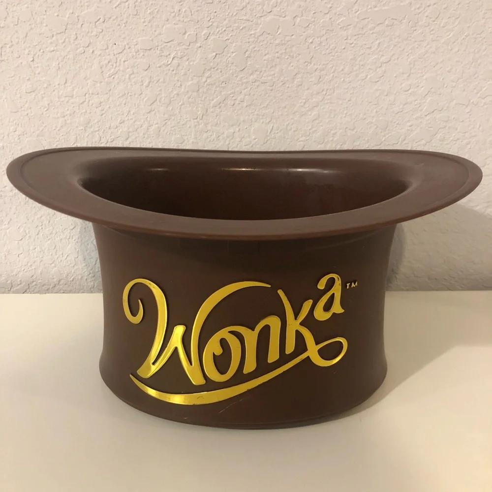 Wonka Top Hat Cinemark Popcorn Bucket - Picture 4 of 7